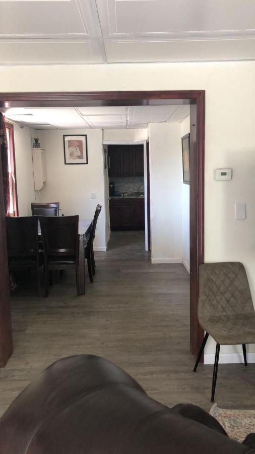 Cozzy Room With Private Entrance And Drive Way 纽约 外观 照片